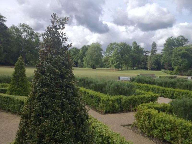 (Garden). Published on 23-07-2015