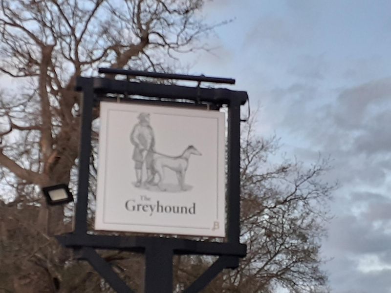 (Sign). Published on 27-03-2023