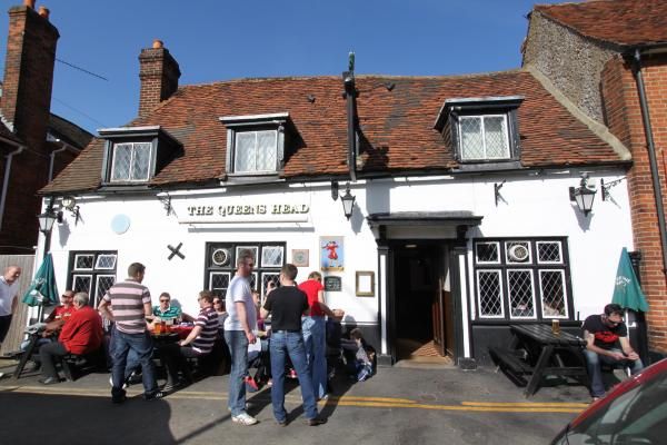 Queen's Head, Wokingham. (Pub, External). Published on 11-01-2013