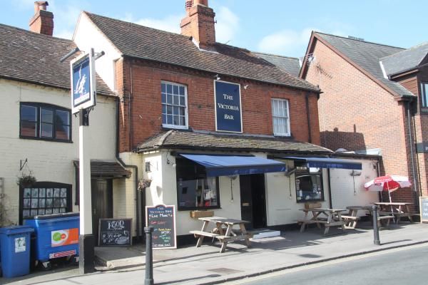 Victoria Arms, Wokingham. (Pub, External, Key). Published on 11-01-2013