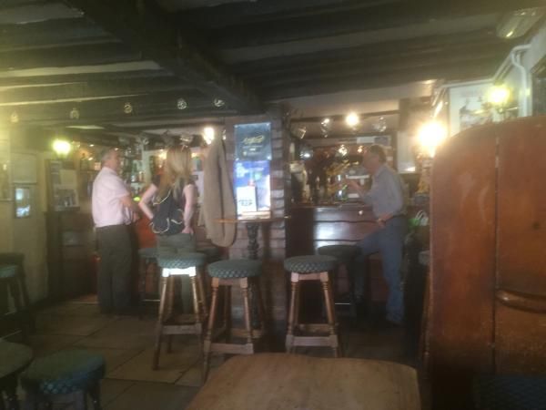 (Bar). Published on 16-05-2016