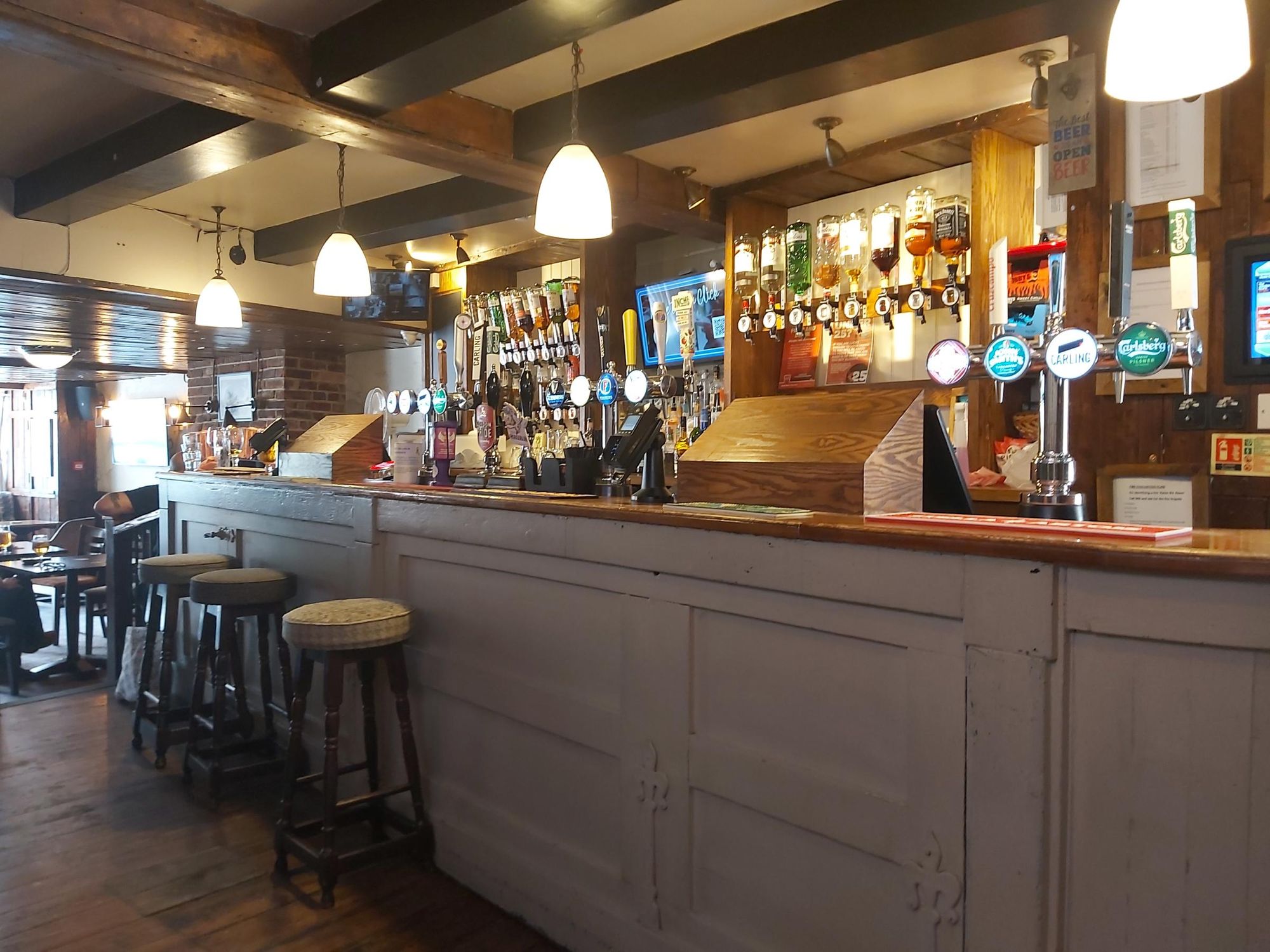 (Pub, Bar). Published on 09-08-2026