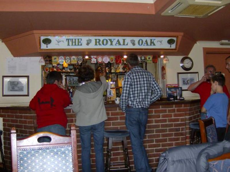 (Bar). Published on 29-09-2013