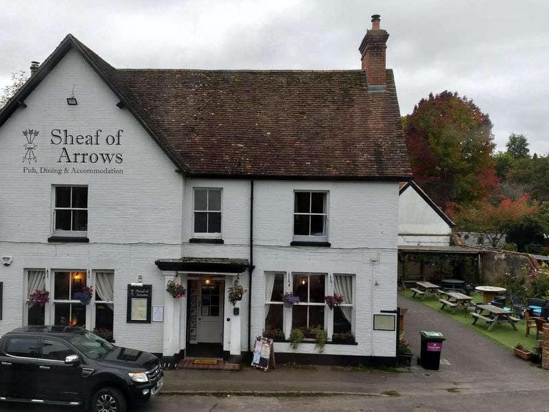 Sheaf of Arrows, Cranborne (Photo: Alan Molloy 15/10/2025). (Pub, External, Key). Published on 22-10-2025