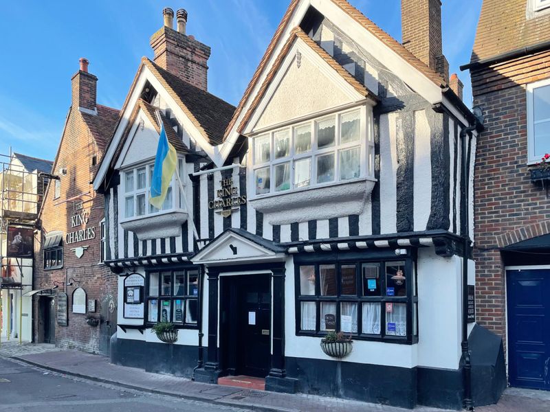King Charles, Poole (Photo: Nick Yarwood 25/09/2022). (Pub, External, Key). Published on 02-11-2022
