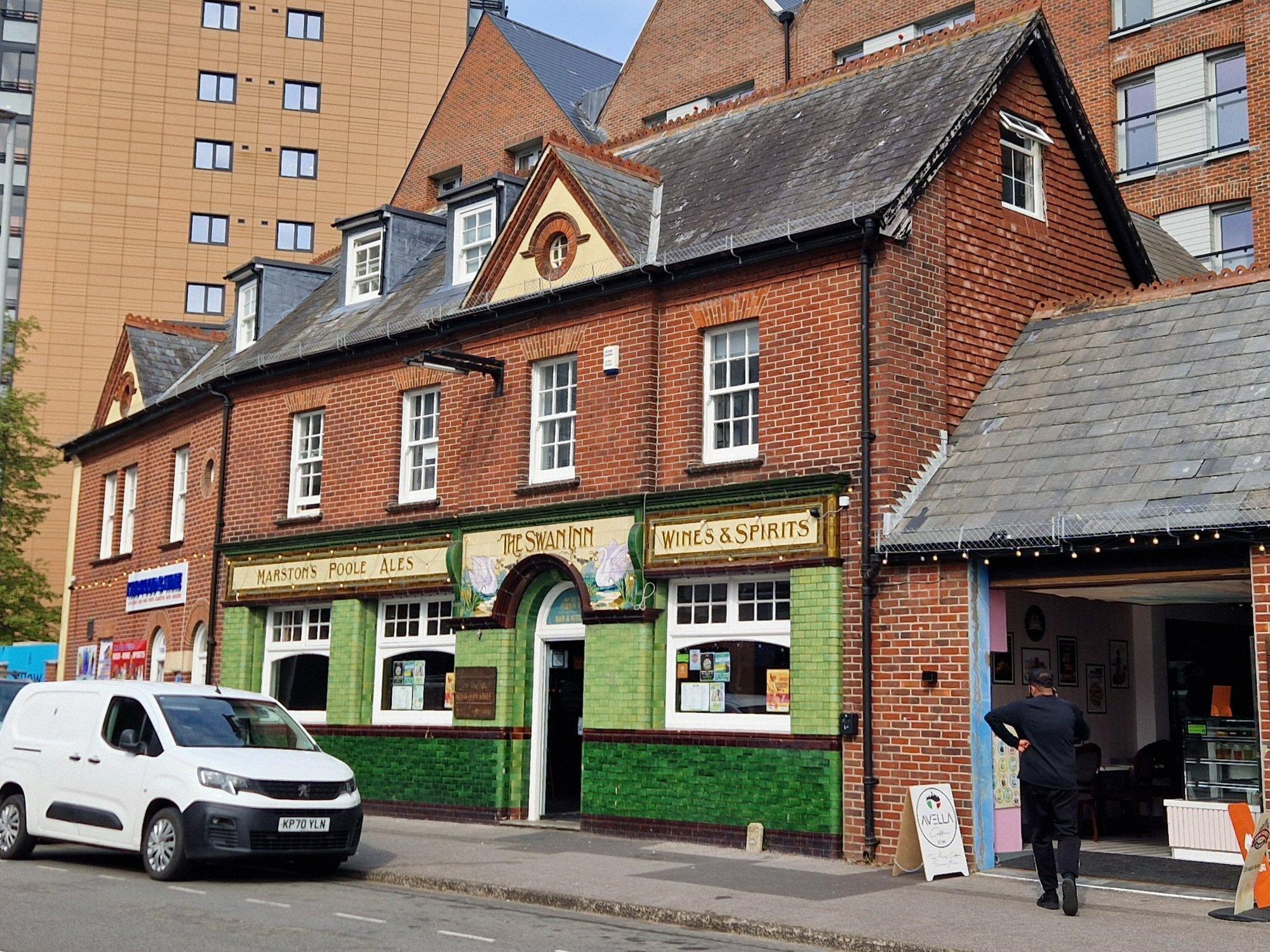 Swan Inn, Poole (Photo: Pete Horn - 24/04/2025). (Pub, External, Key). Published on 29-04-2025