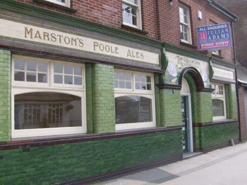The Swan Inn in 2013. (External). Published on 12-04-2013