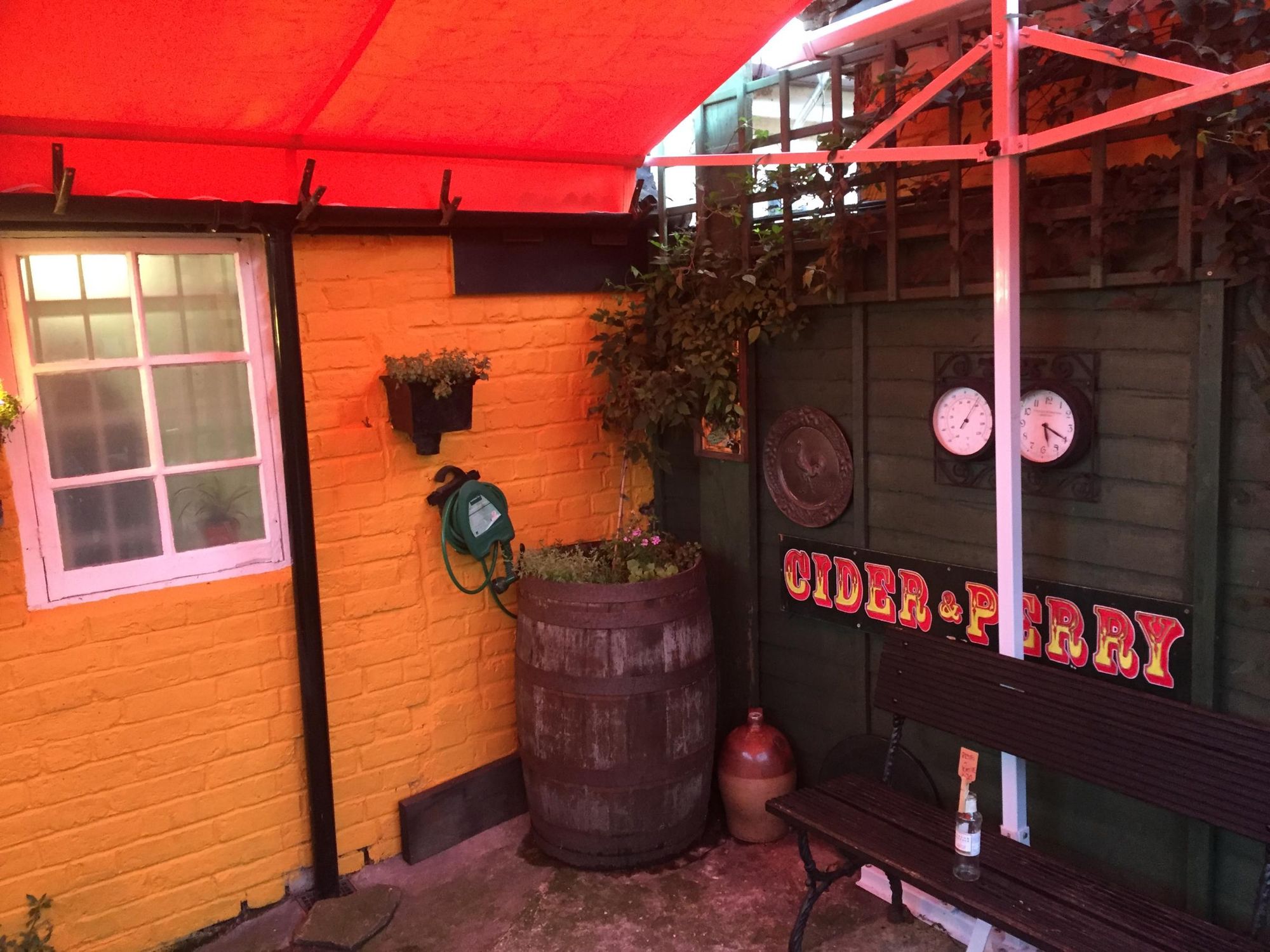 (Garden). Published on 23-10-2020