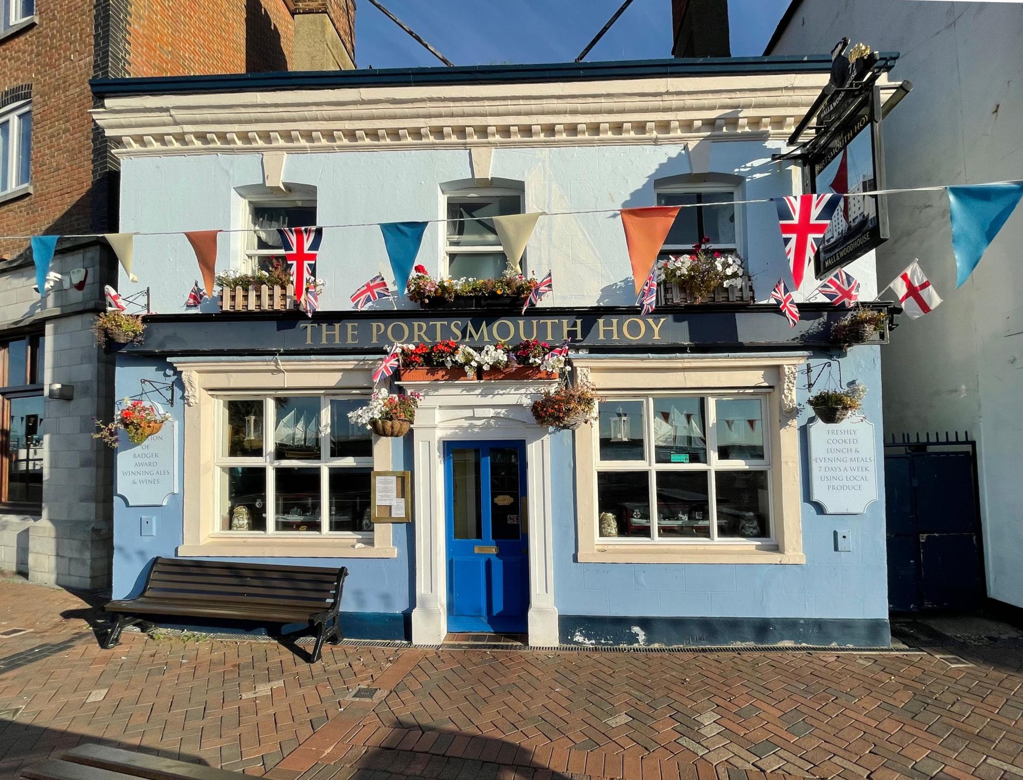 Portsmouth Hoy, Poole (Photo: Nick Yarwood 25/09/2022). (Pub, External, Key). Published on 02-11-2022