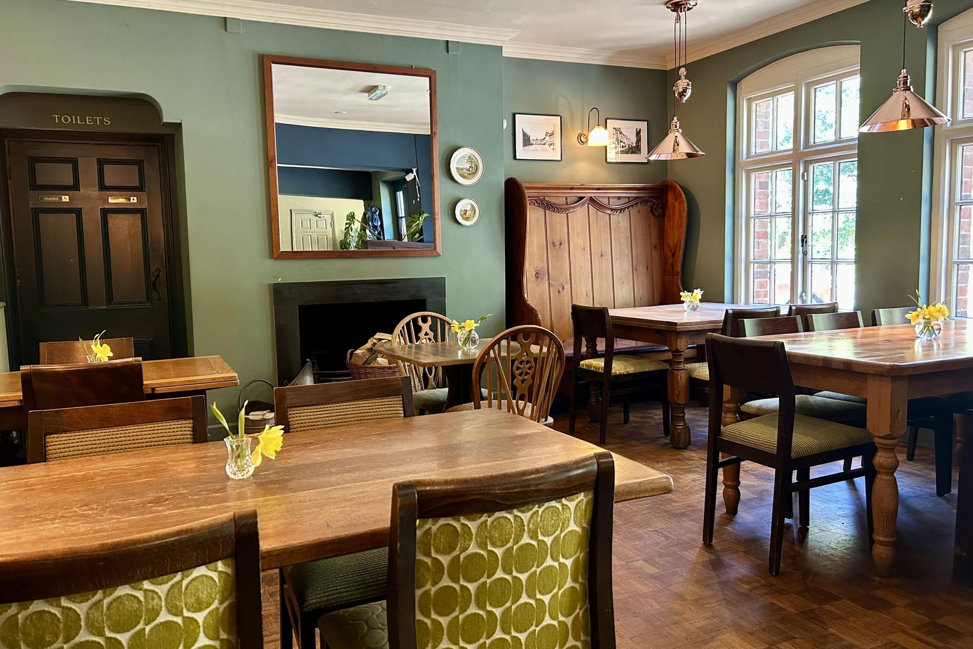 The Talbot, Iwerne Minster (Photo: Claire Stow / Talbot). (Pub, Restaurant). Published on 11-06-2025