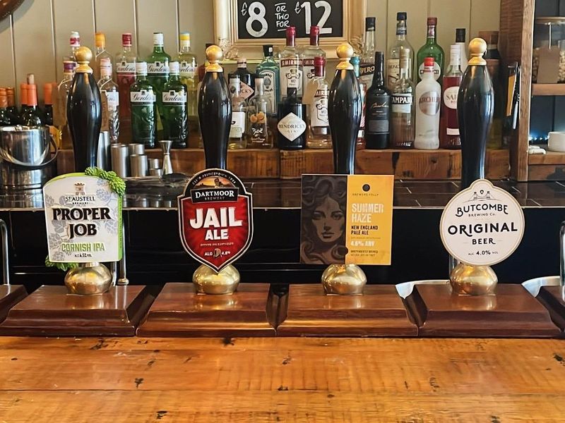 Taphouse, Wimborne (Photo: Kate Compston / Taphouse). (Bar). Published on 22-10-2025 