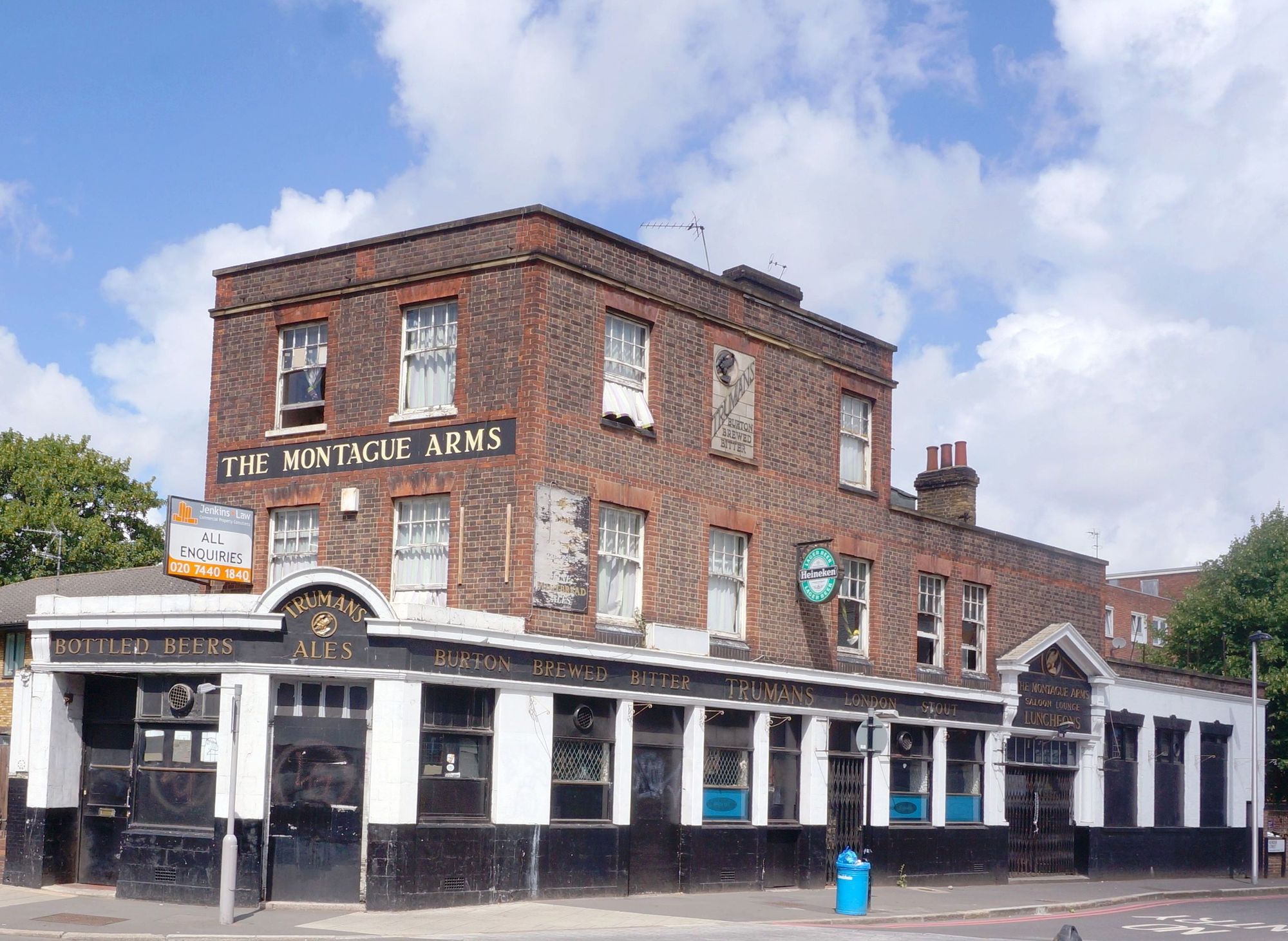 (Pub, External). Published on 29-07-2013