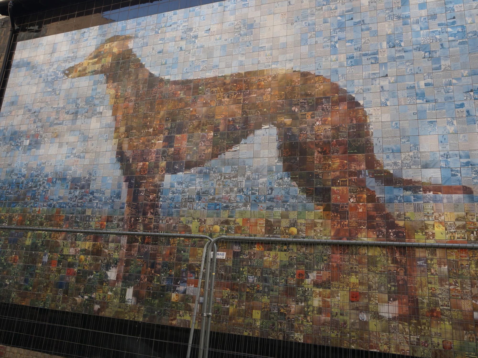 Photo taken 11 March 2017; external mural.. (Sign). Published on 17-03-2017
