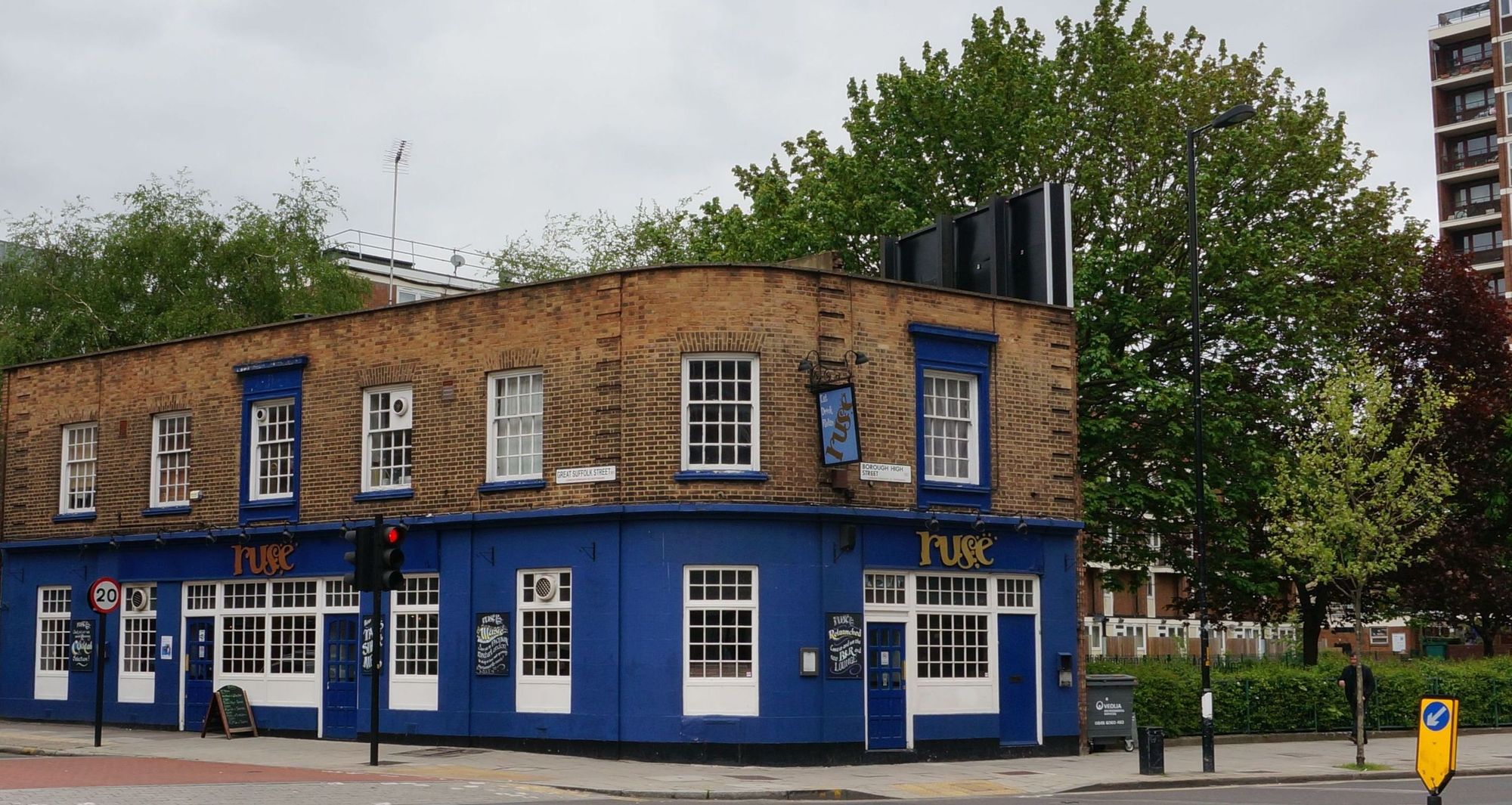 (Pub, External). Published on 13-05-2013