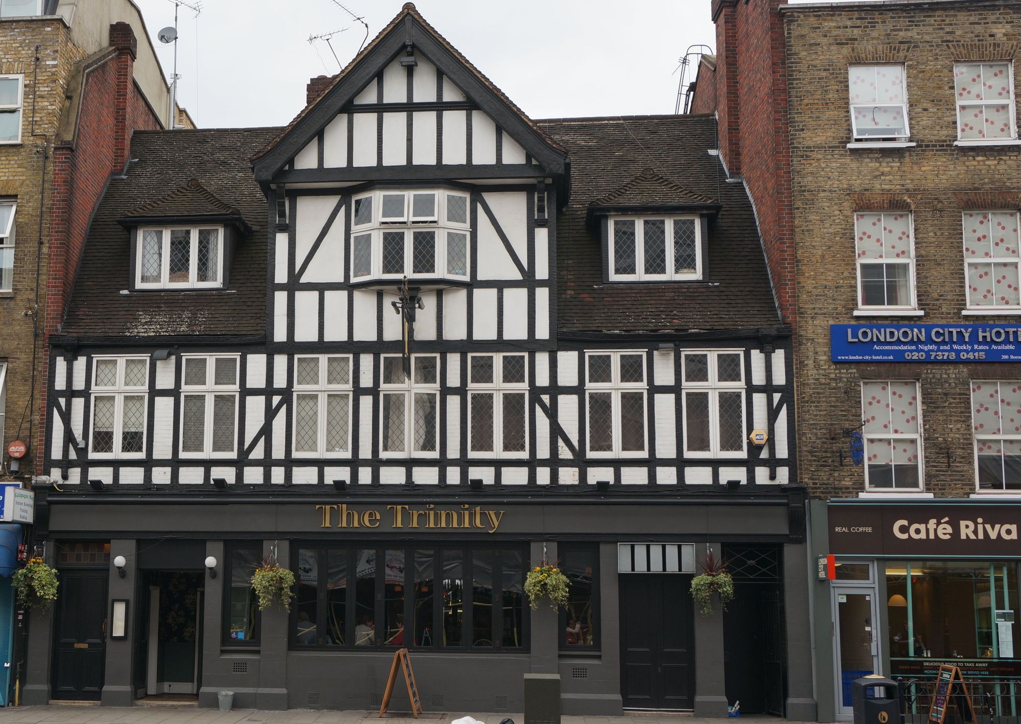 Tudor-façade street frontage. (Pub, External). Published on 13-05-2013