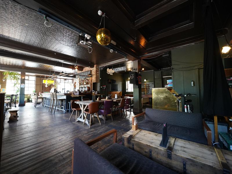 Photo taken 2 Jun 2025, interior.. (Bar). Published on 03-06-2025 