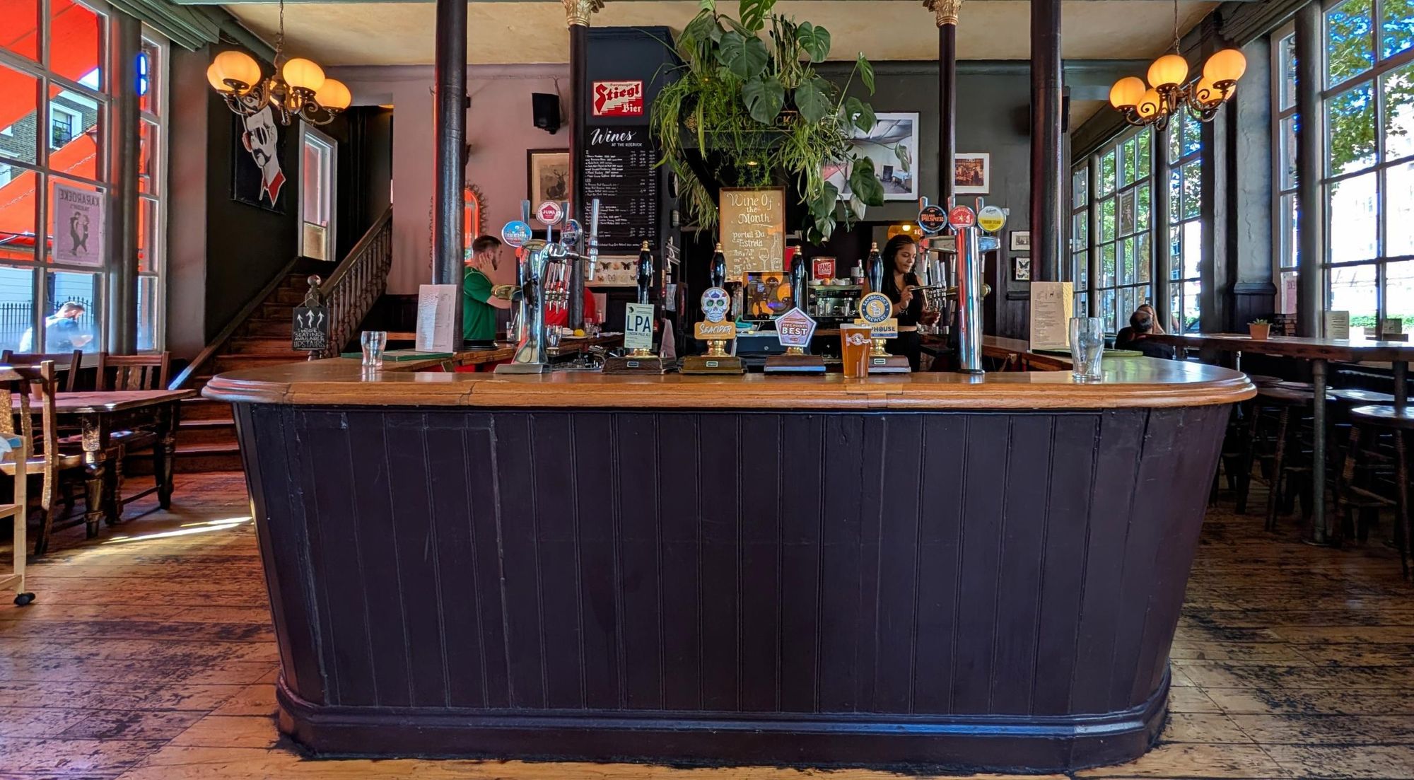 Bar at the Roebuck, August 2025. (Pub, Bar). Published on 29-08-2025