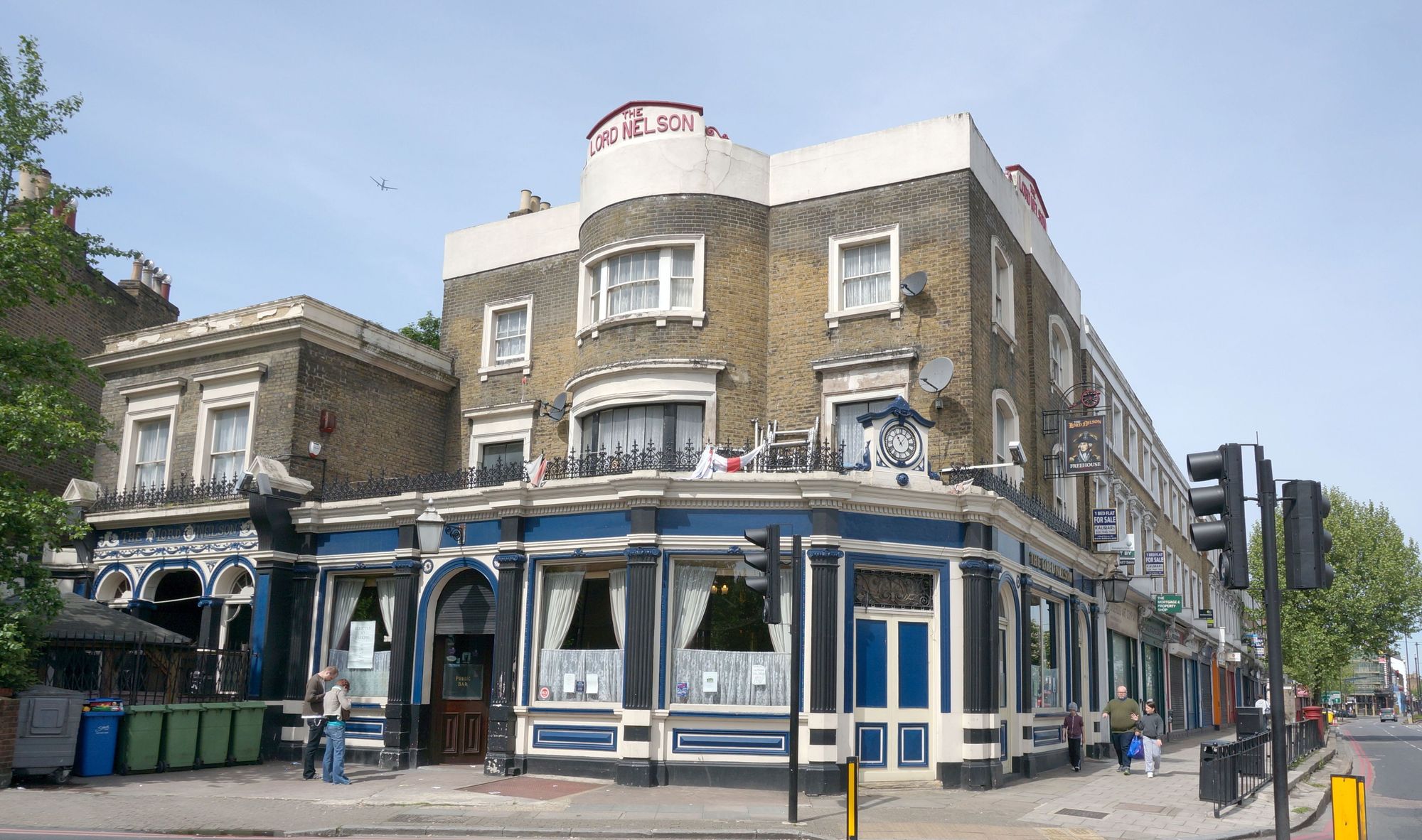 (Pub, External). Published on 29-05-2013