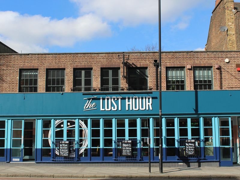 Lost Hour in 2017 - street frontage. (Pub, External, Key). Published on 08-03-2017