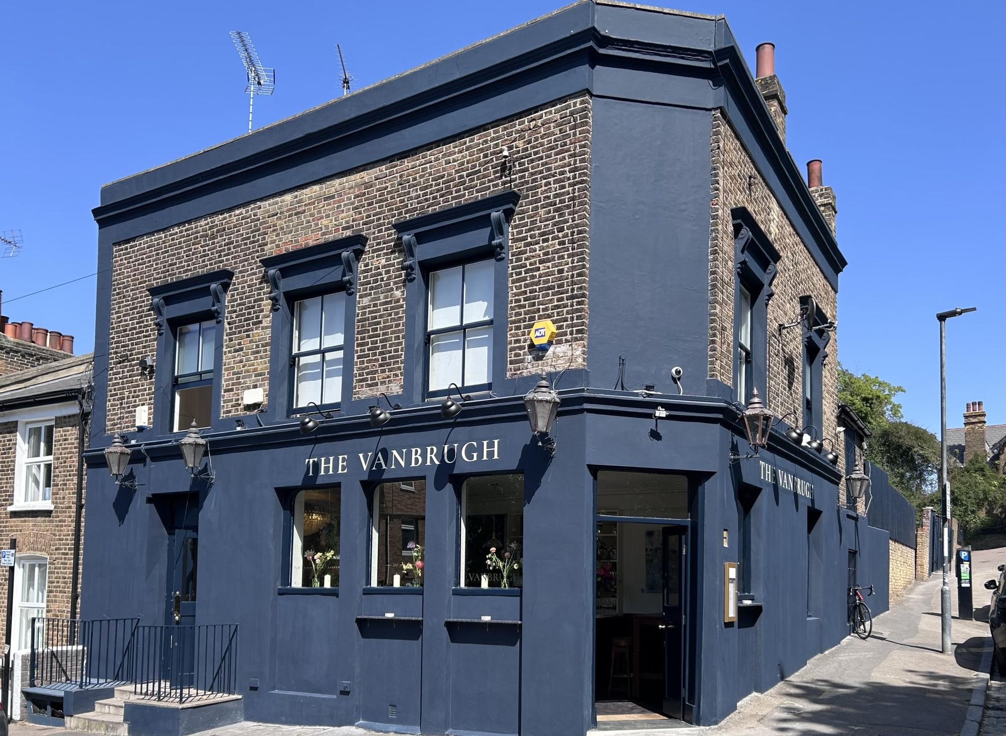 (Pub, External, Key). Published on 01-05-2026