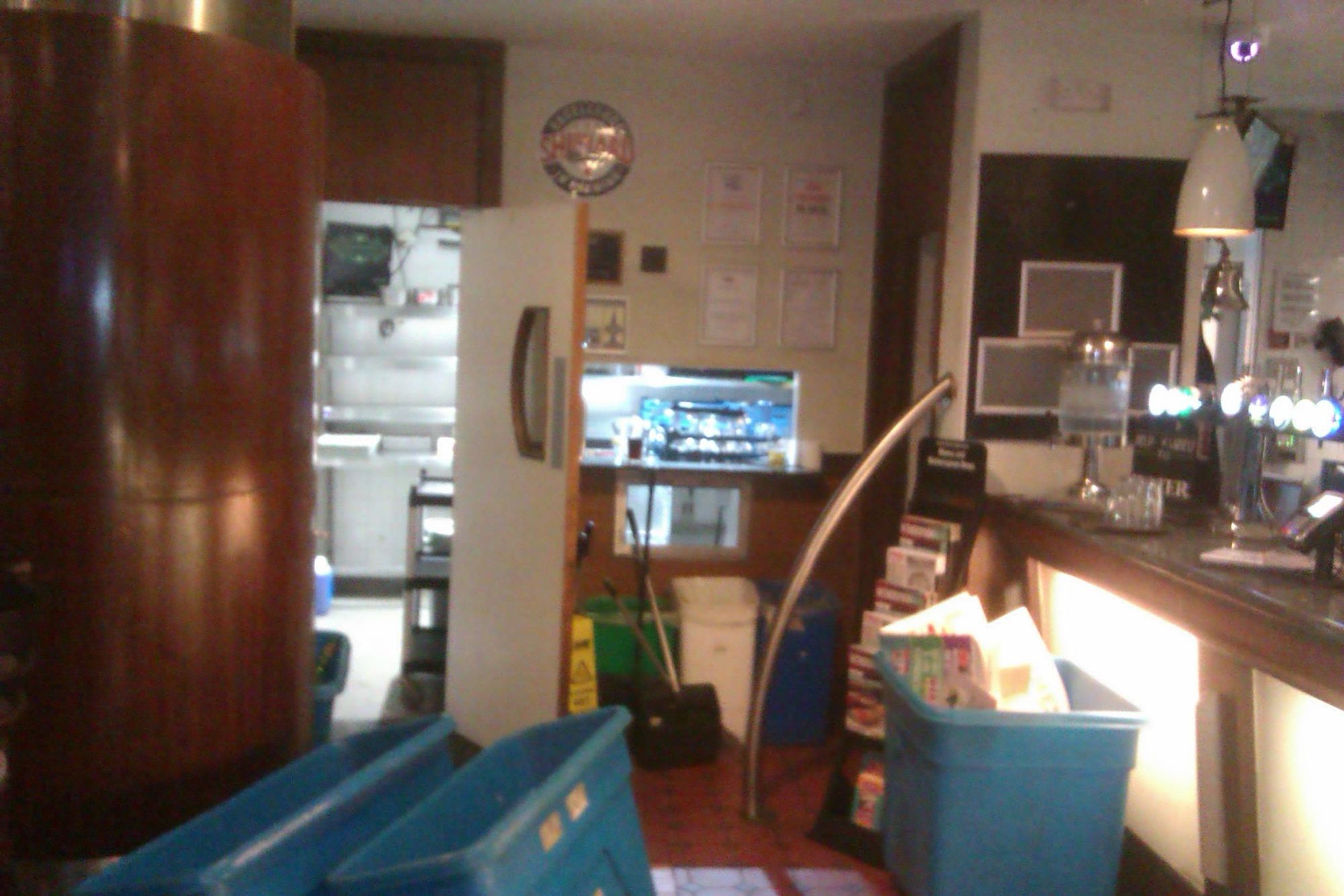 Glasses return area and hatch on ground floor. (Bar). Published on 03-11-2022