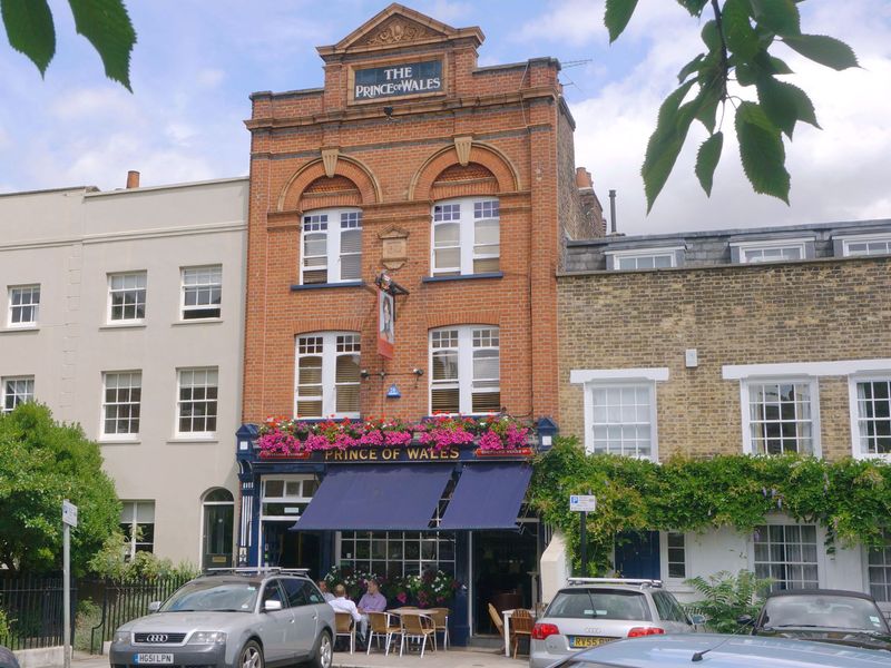 (Pub, External). Published on 10-08-2013
