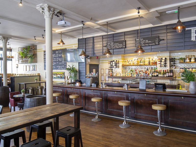 The bar at The Tommyfield in Kennington Cross. (Bar). Published on 16-11-2021 