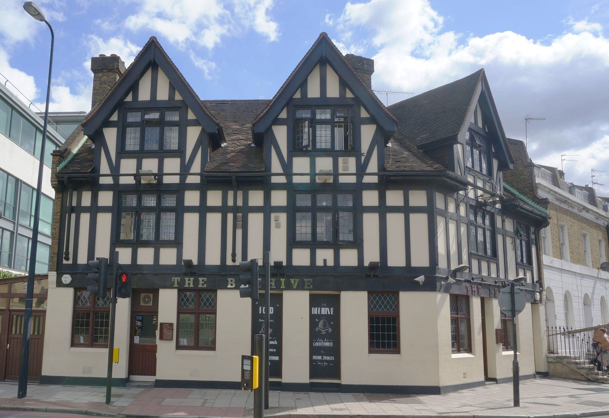 (Pub, External). Published on 10-08-2013