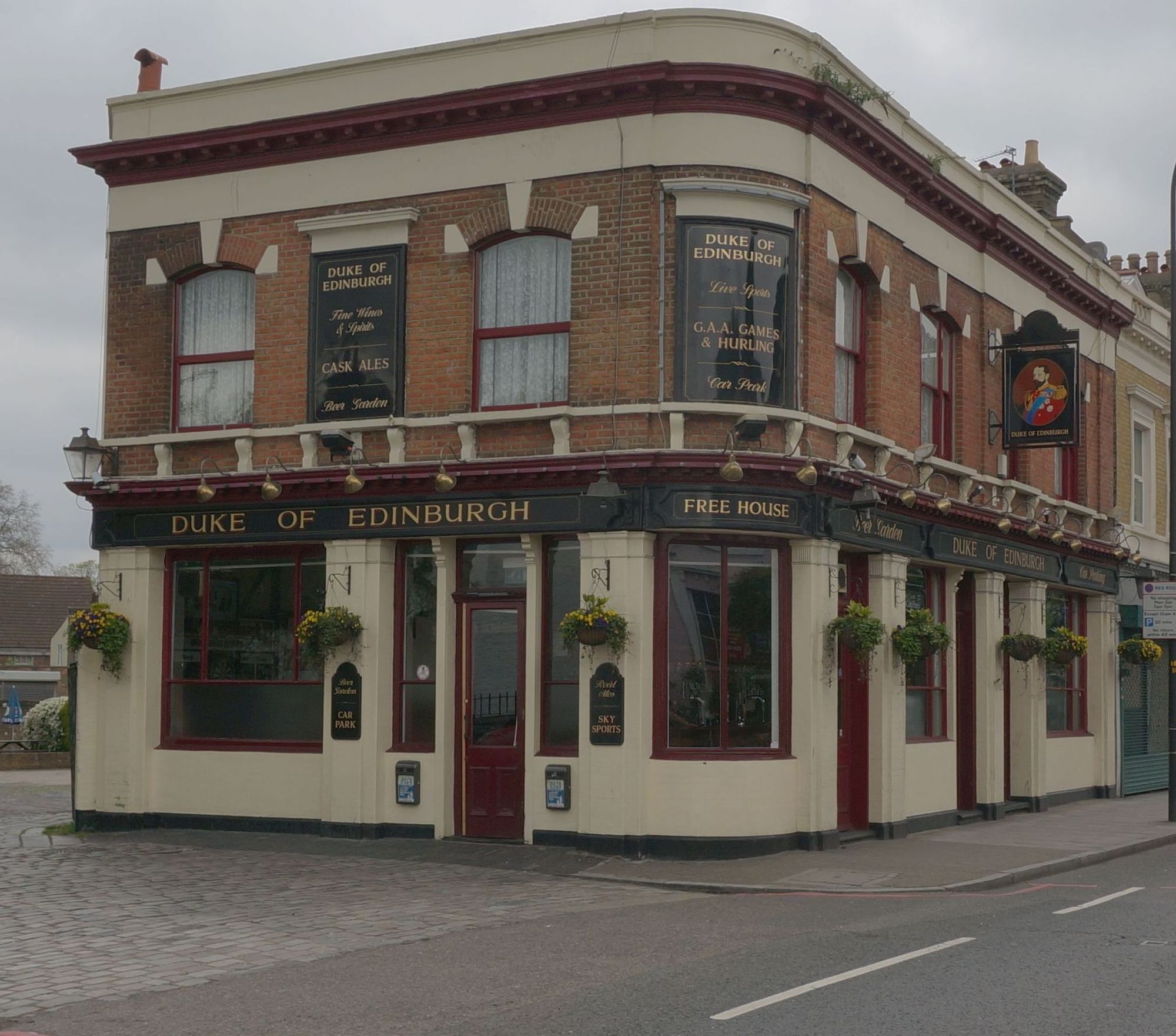 (Pub, External). Published on 19-05-2013