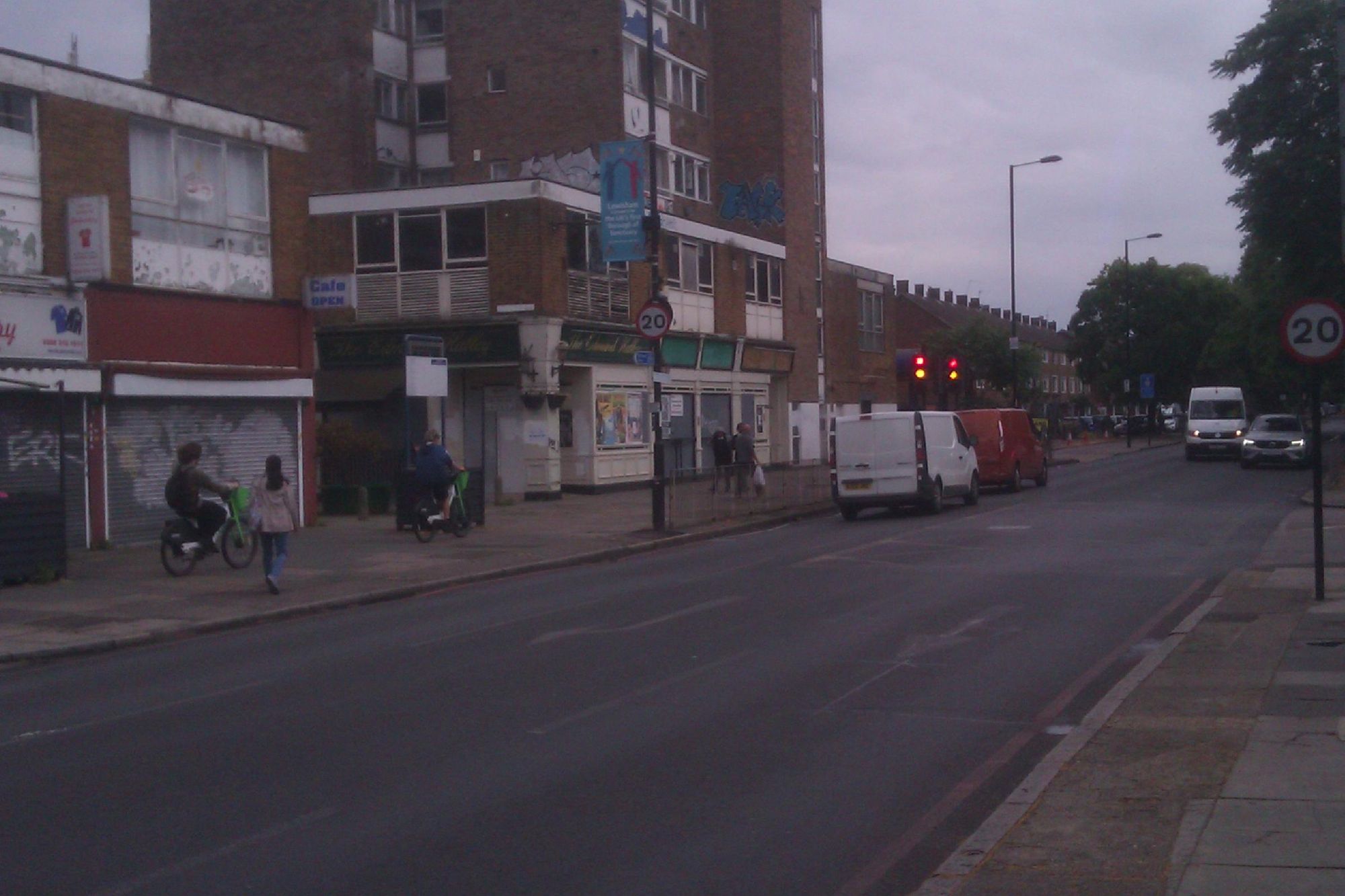 Sad sight after 18 months of closure. (Pub). Published on 03-07-2024