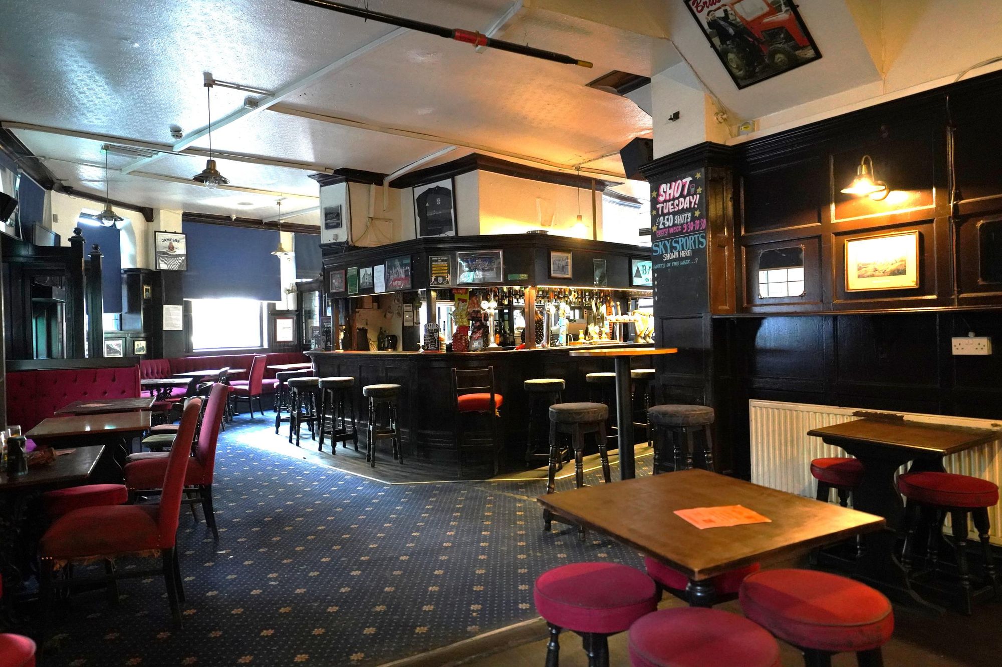 Photo taken 17 Sep 2026, interior. (Pub, Bar). Published on 18-09-2026