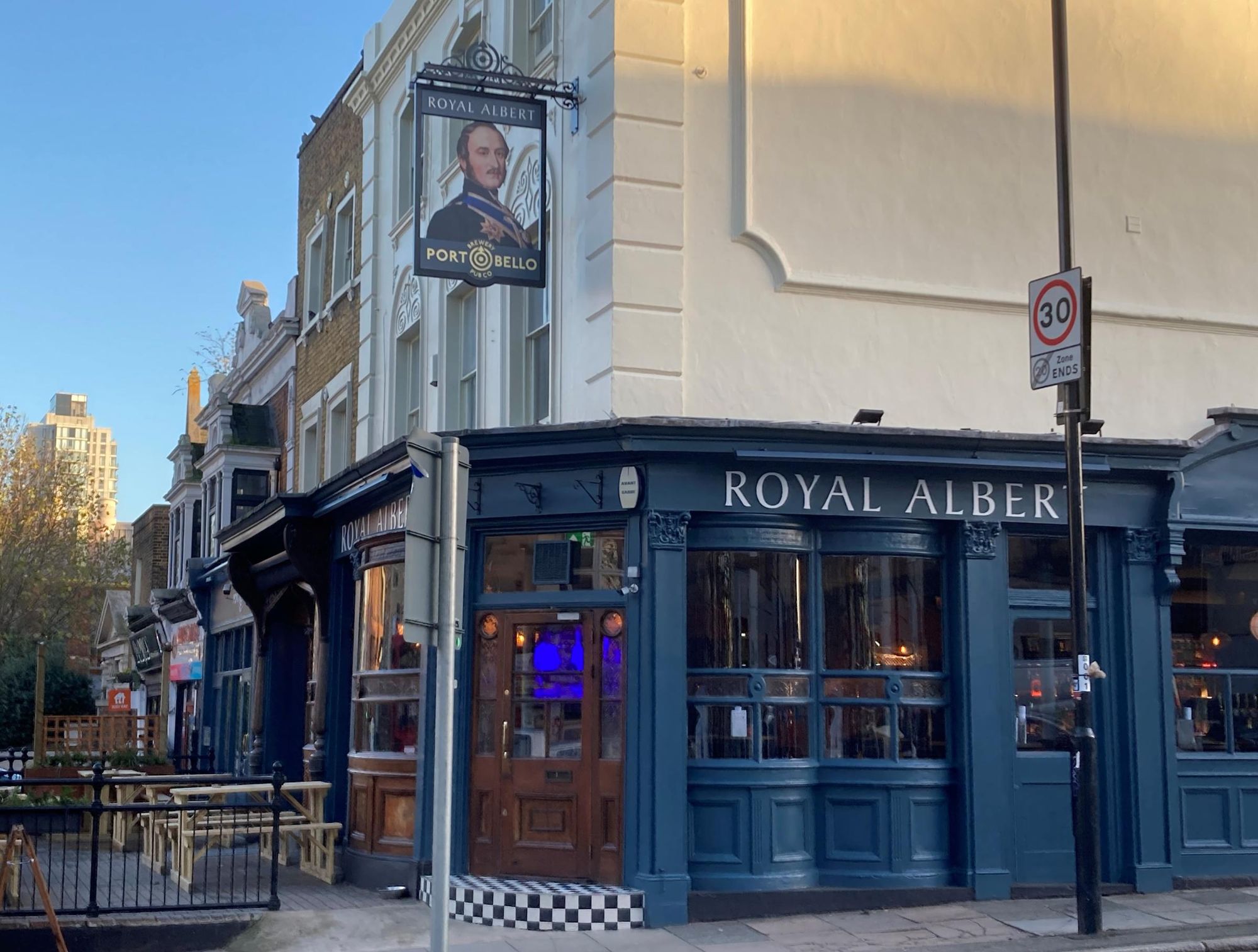 Street frontage. (Pub, External, Key). Published on 25-11-2022