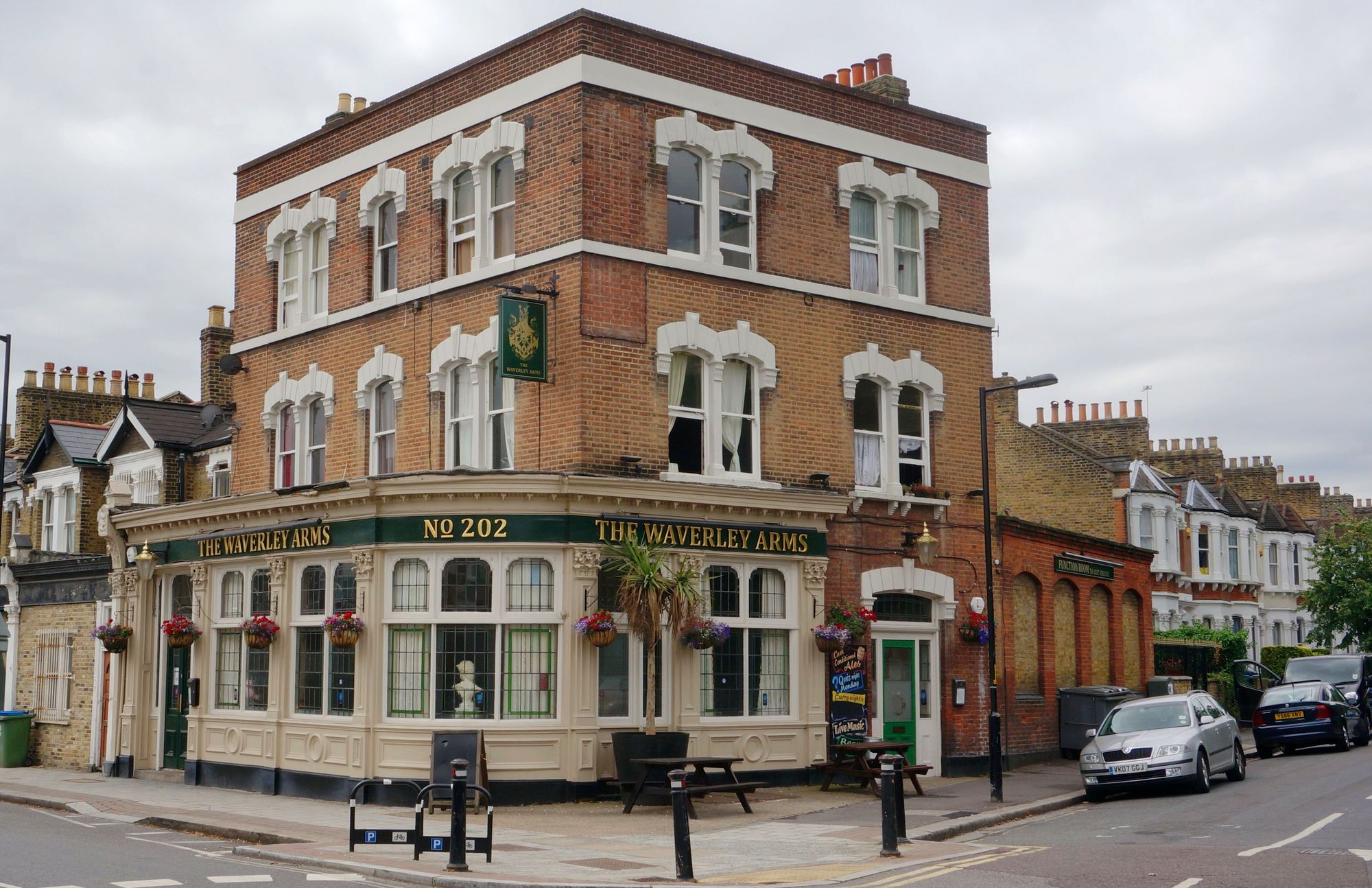Streetview. (Pub, External). Published on 27-07-2013