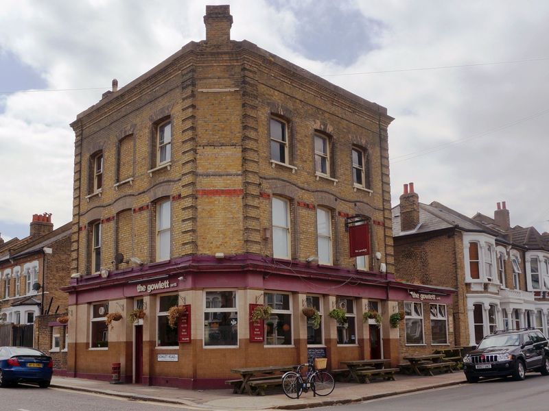 Street frontage. (Pub, External, Key). Published on 27-07-2013