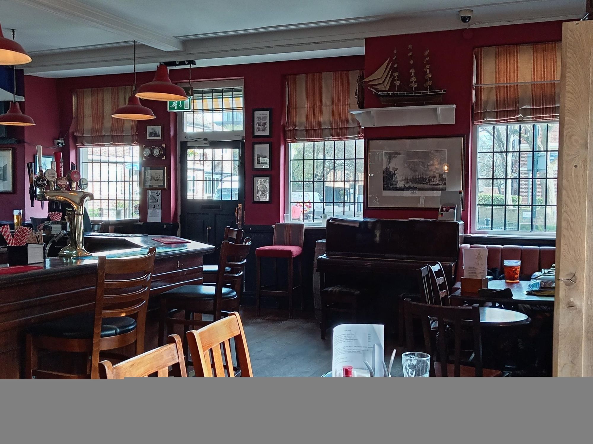 Interior and bar area, 2026. (Pub, Bar). Published on 30-03-2026