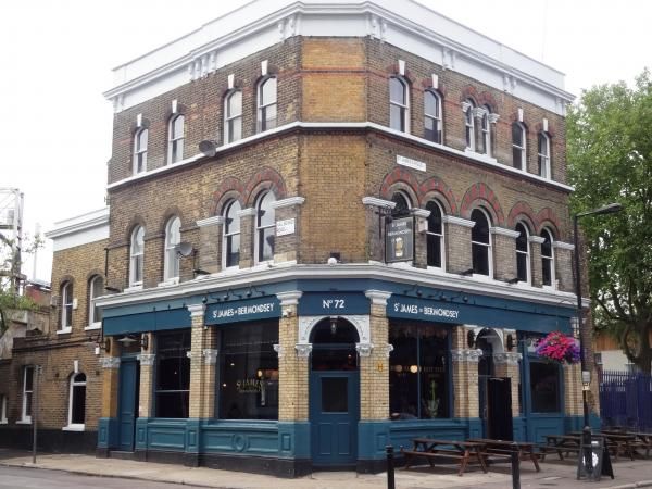 Street frontage. (Pub, External). Published on 26-07-2015
