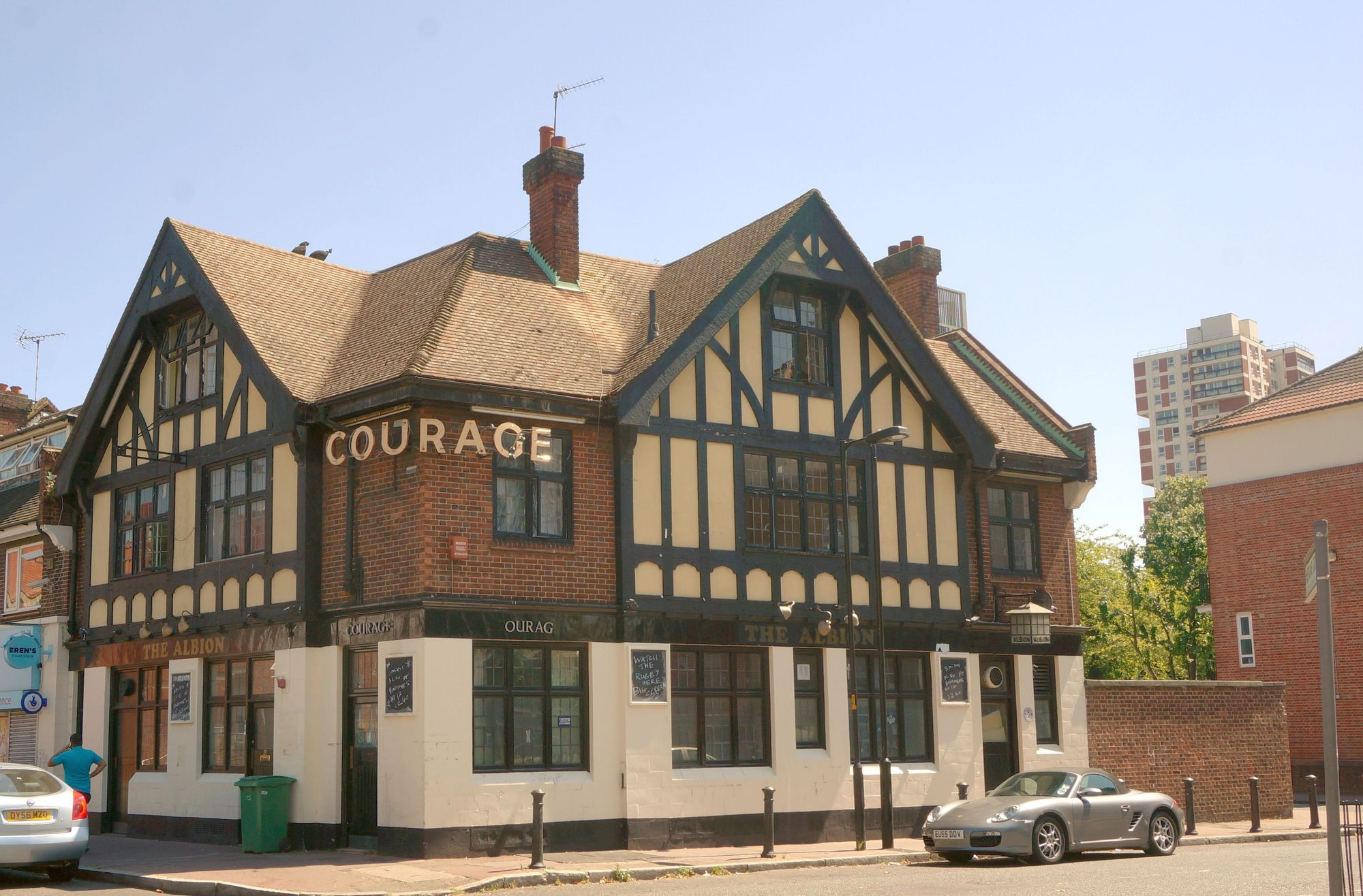 (Pub, External). Published on 22-07-2013