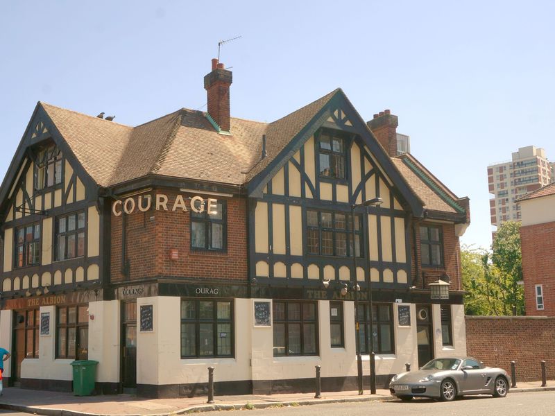 (Pub, External). Published on 22-07-2013