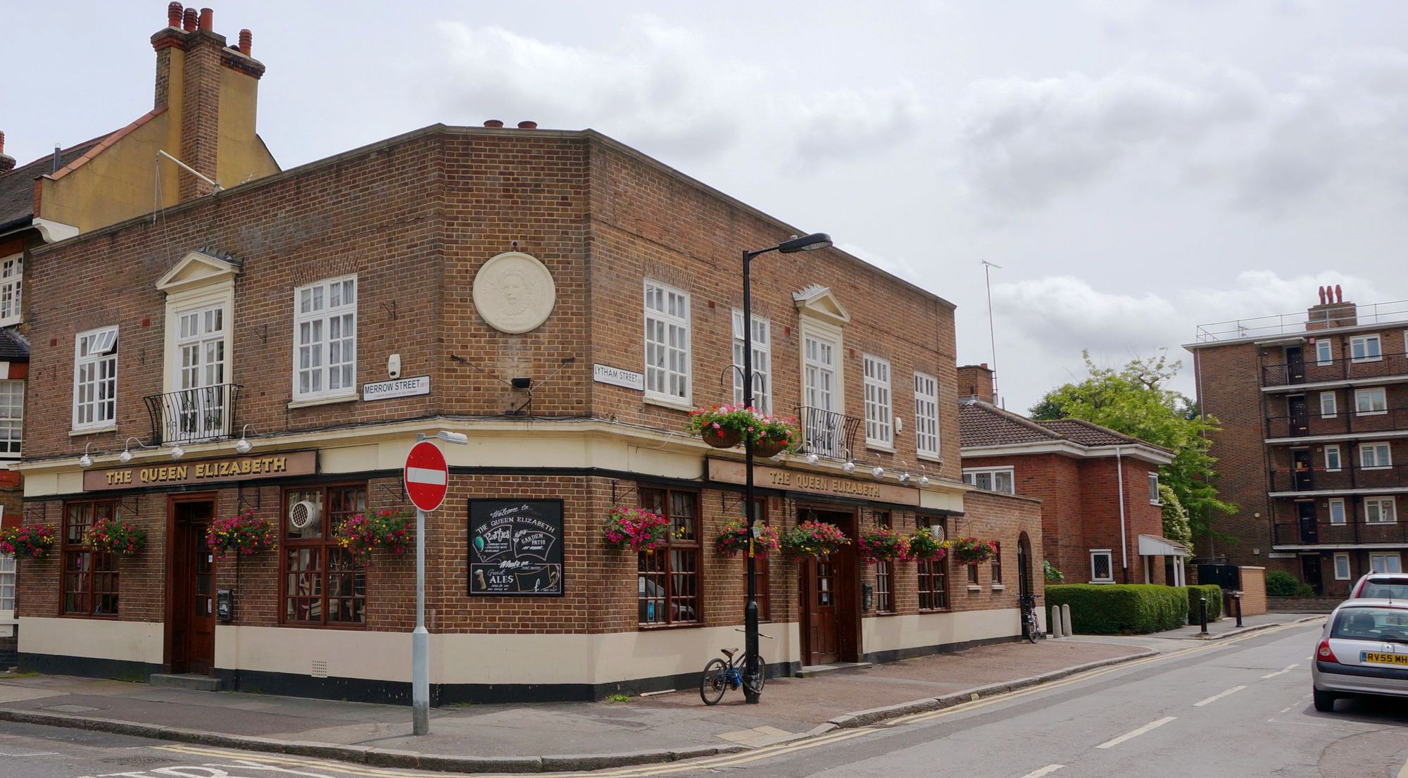 (Pub, External). Published on 16-06-2013
