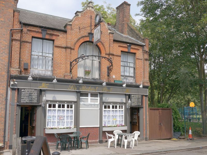(Pub, External). Published on 22-06-2013