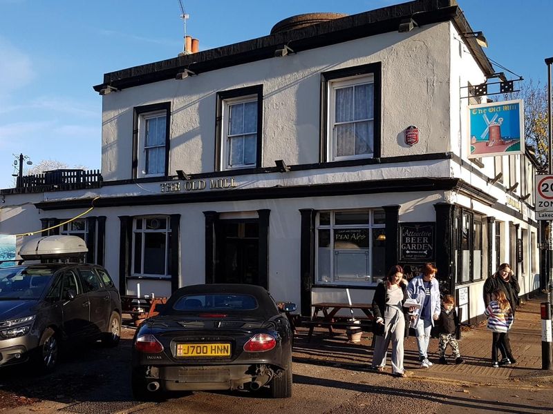 Street view. (Pub, External, Key). Published on 11-12-2022