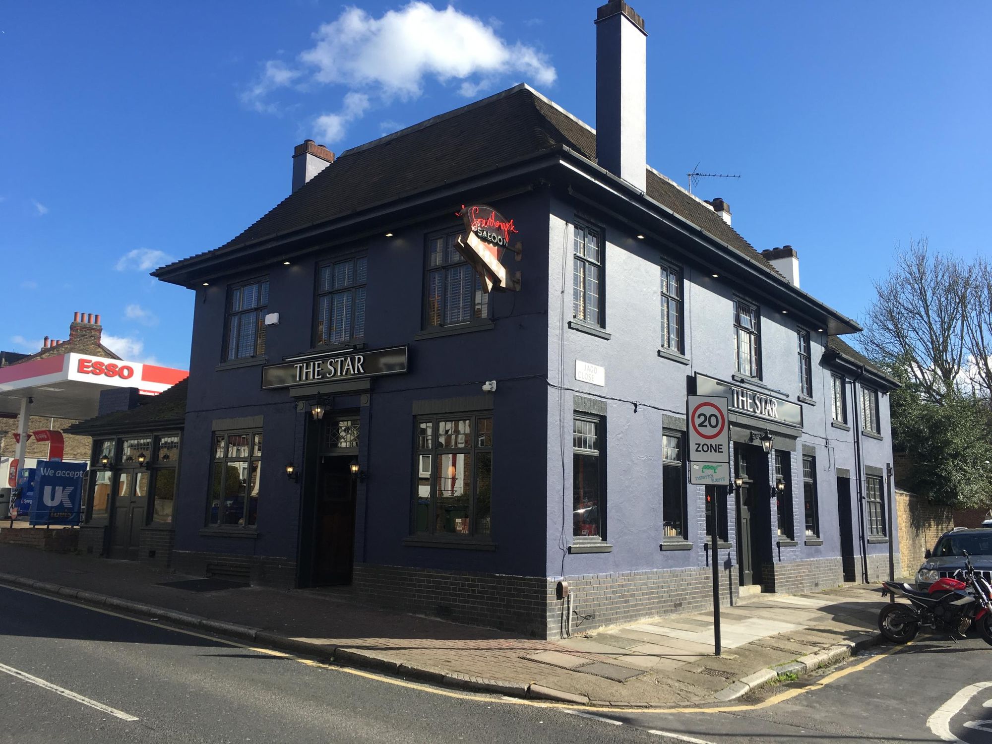 Street corner frontage. (Pub, External). Published on 10-03-2019