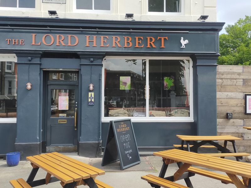 Front entrance. (Pub, External, Garden). Published on 11-07-2023 