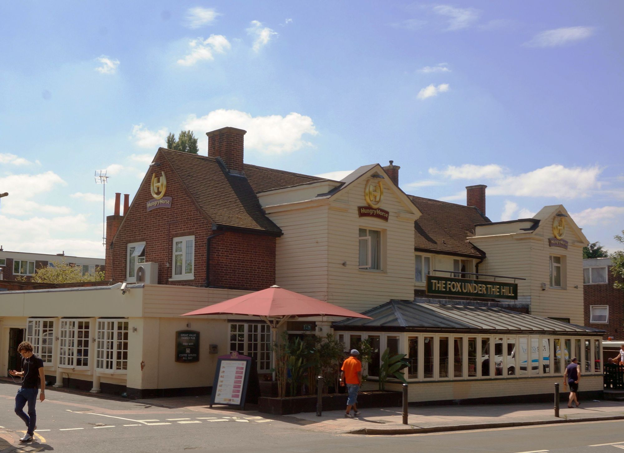 Street frontage when under Hungry Horse brand. (Pub, External, Key). Published on 25-07-2013
