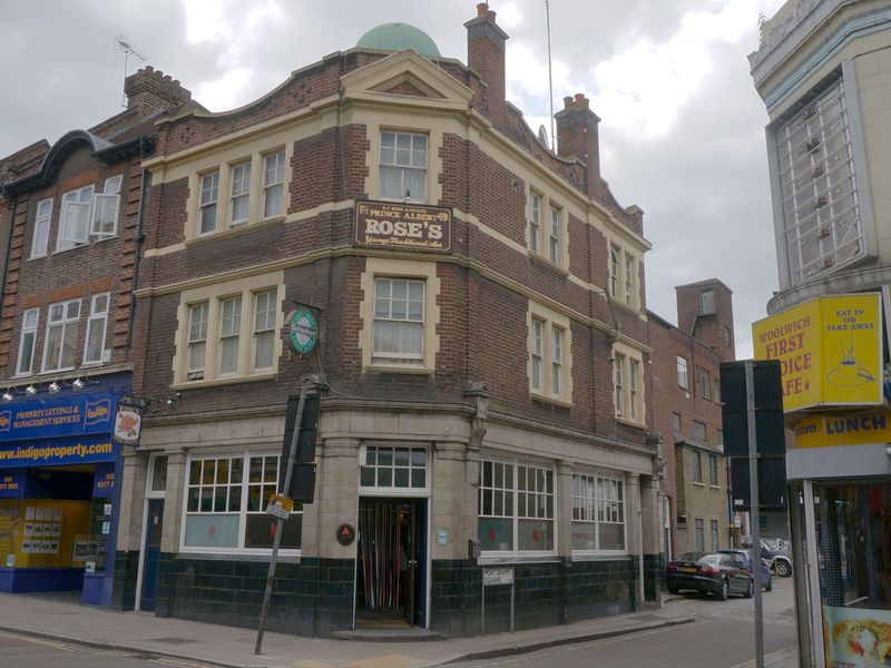 Exterior from the street. (Pub, External, Key). Published on 14-07-2013