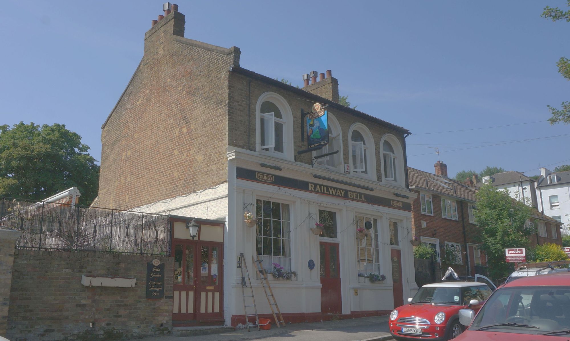 (Pub, External). Published on 18-07-2013
