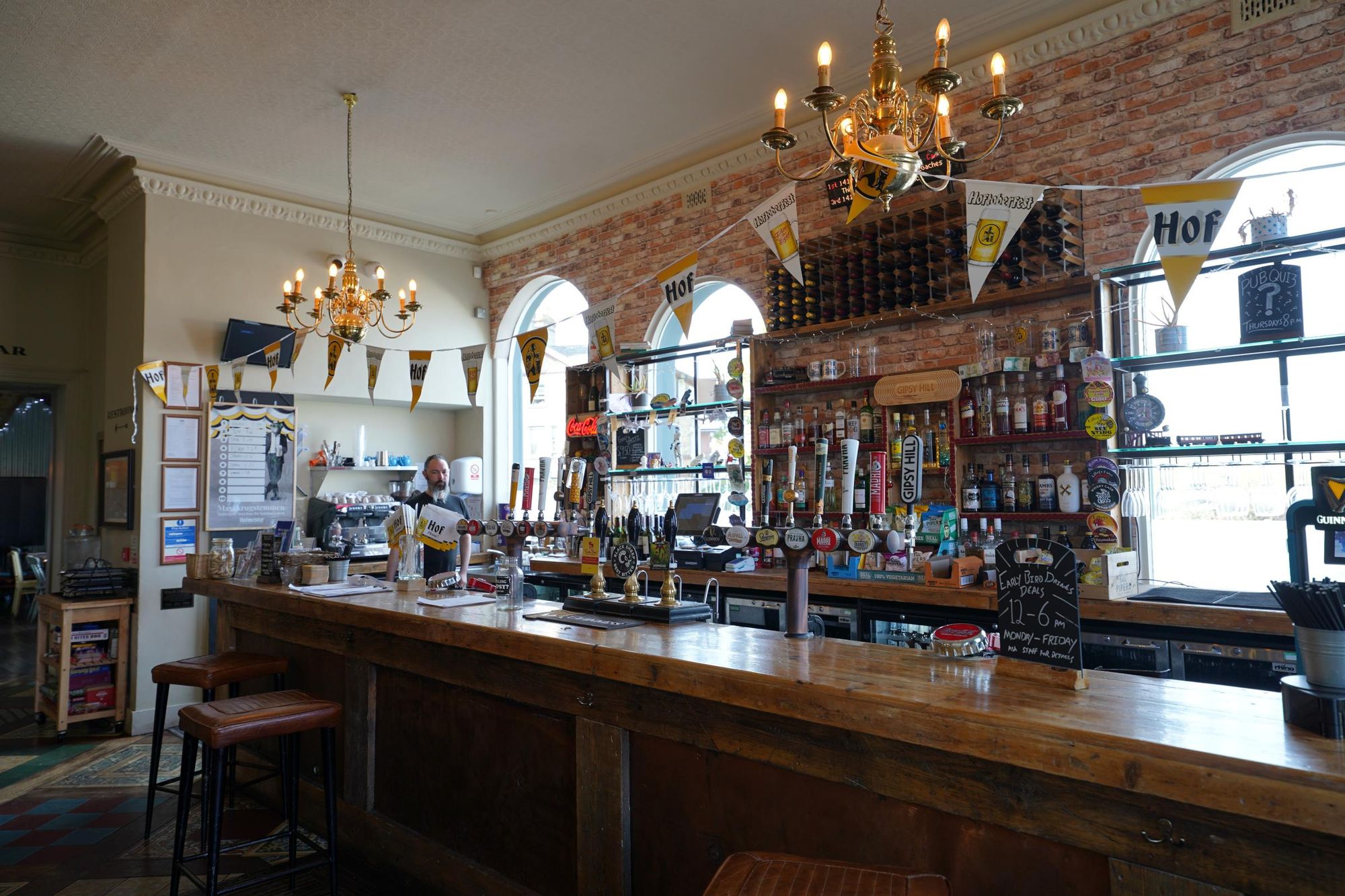 Photo taken 25 Sep 2026, bar. (Bar). Published on 26-09-2026