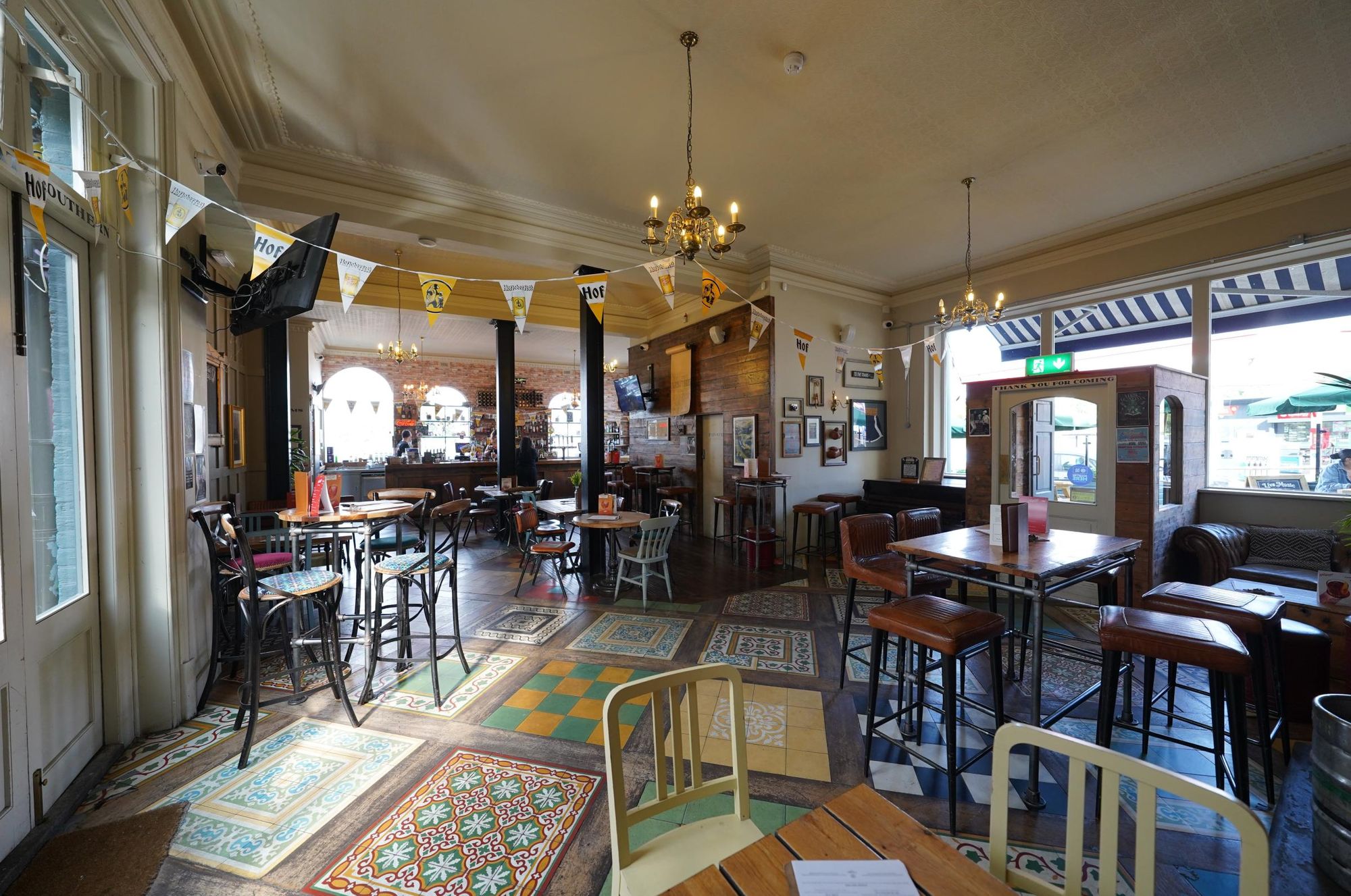 Photo taken 25 Sep 2026, bar. (Bar). Published on 26-09-2026