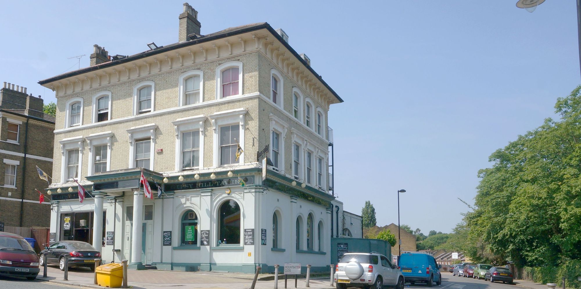 (Pub, External). Published on 17-07-2013