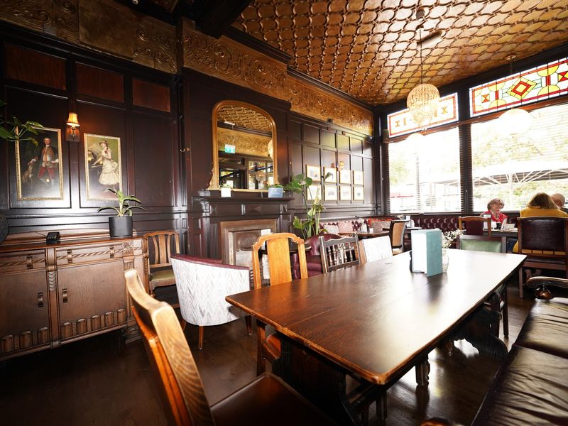 Photo taken 21 Aug 2026, lounge. (Bar). Published on 22-08-2026 